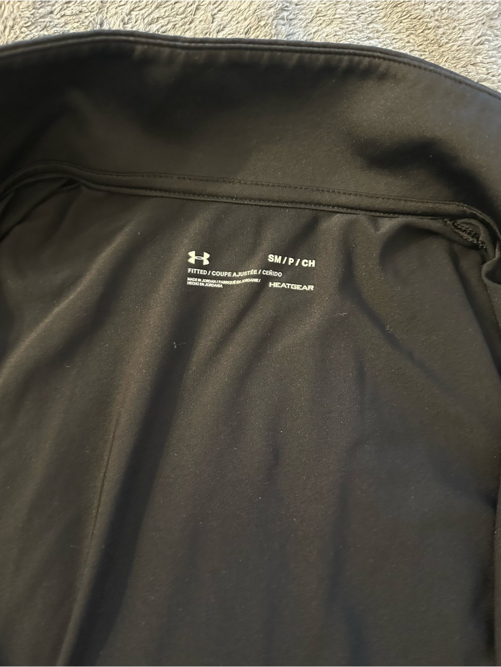 Under Armour Black HeatGear Lightweight Jacket - Picture 3 of 6